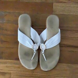 4/$12 Adorable sandal